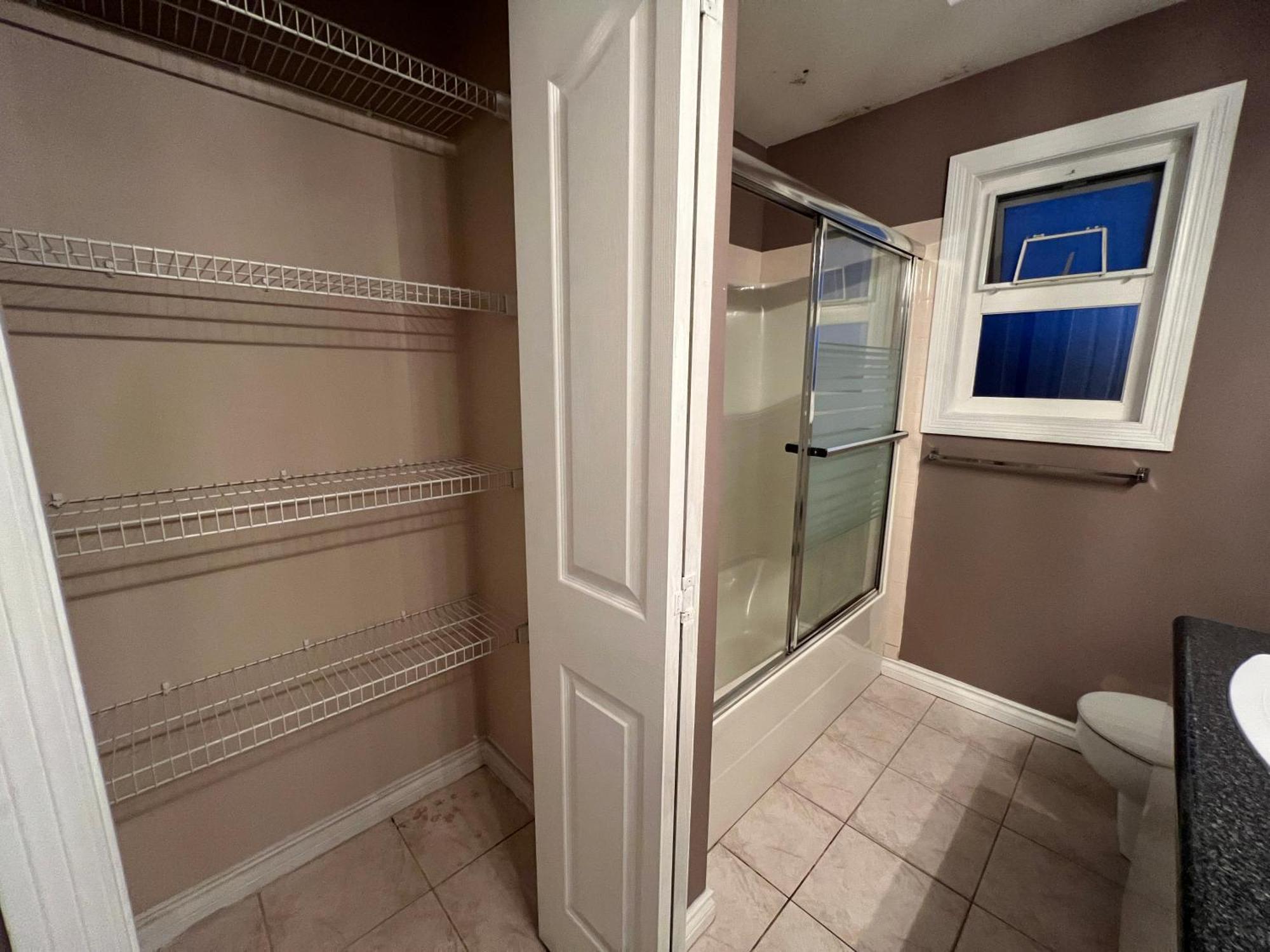 Comfortable Utopia B&B Richmond Bagian luar foto