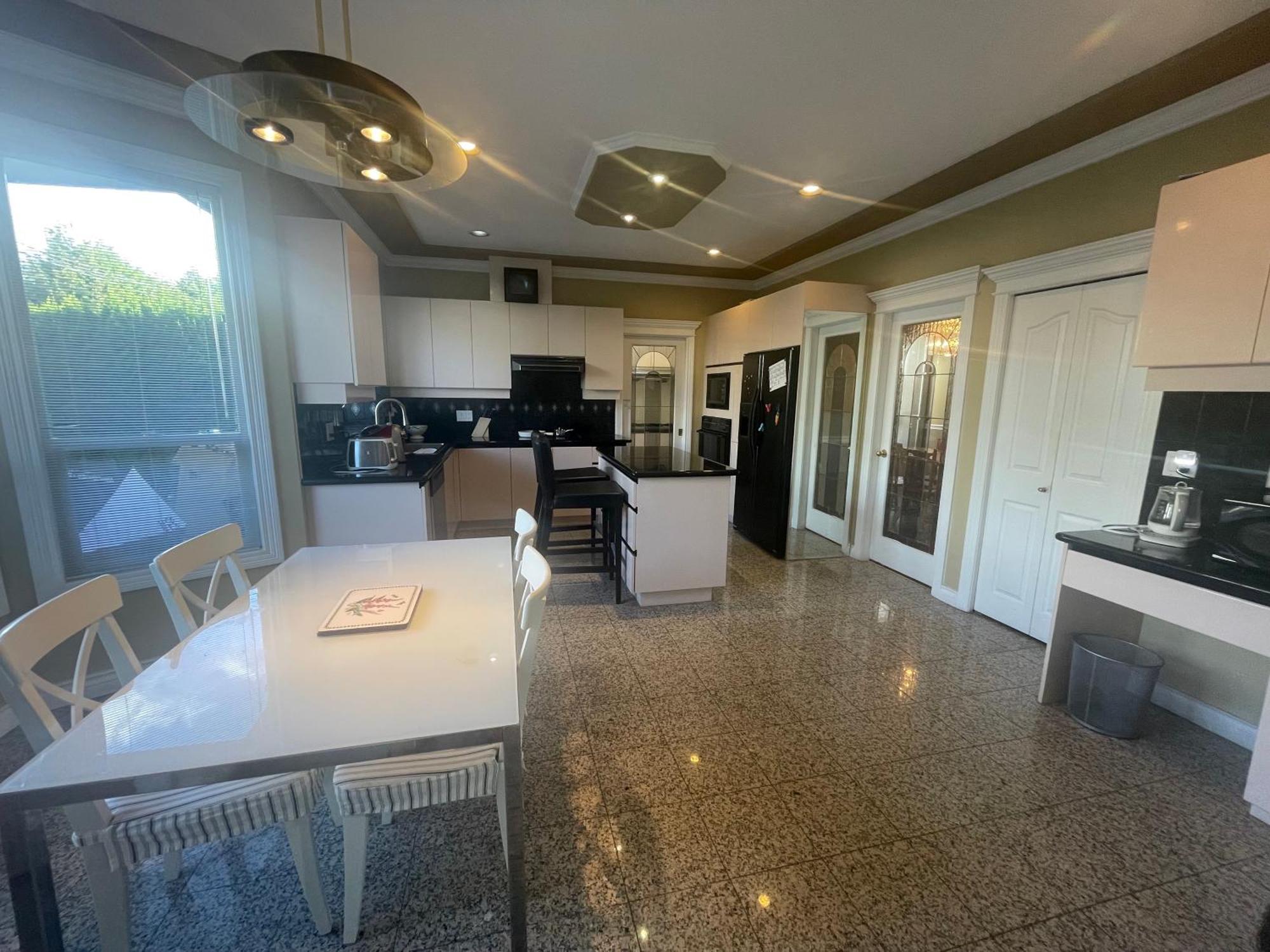 Comfortable Utopia B&B Richmond Bagian luar foto